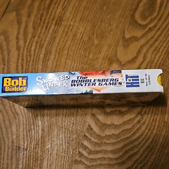 Bob the Builder “Snowed Under” VHS Tape – The Bobblesberg Winter Games Special - Picture 2 of 5